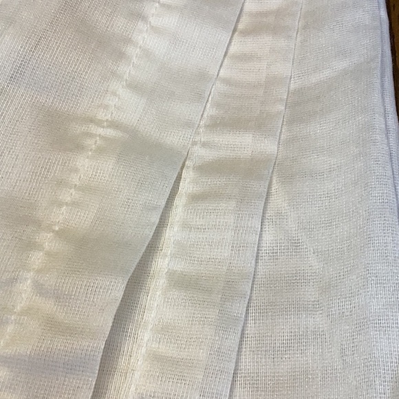 FINAL SALE PRICE 2 Sheer Cream Rod Pocket Panels - Picture 2 of 4